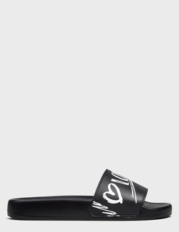 LOVE MOSCHINO