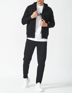 KARL LAGERFELD