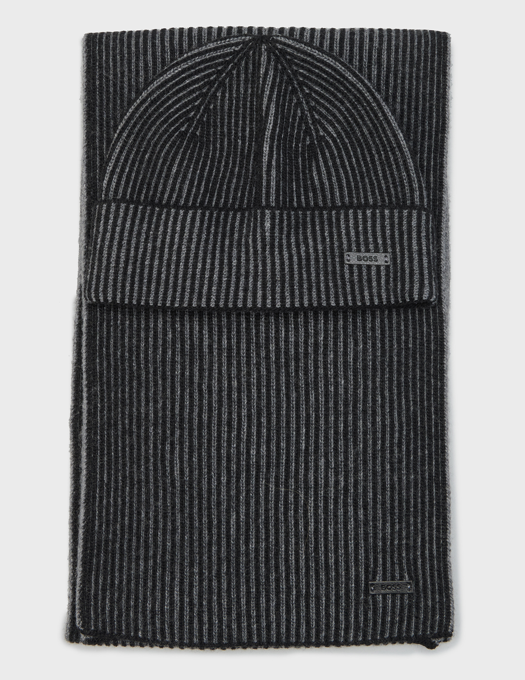 

Набор, Серый