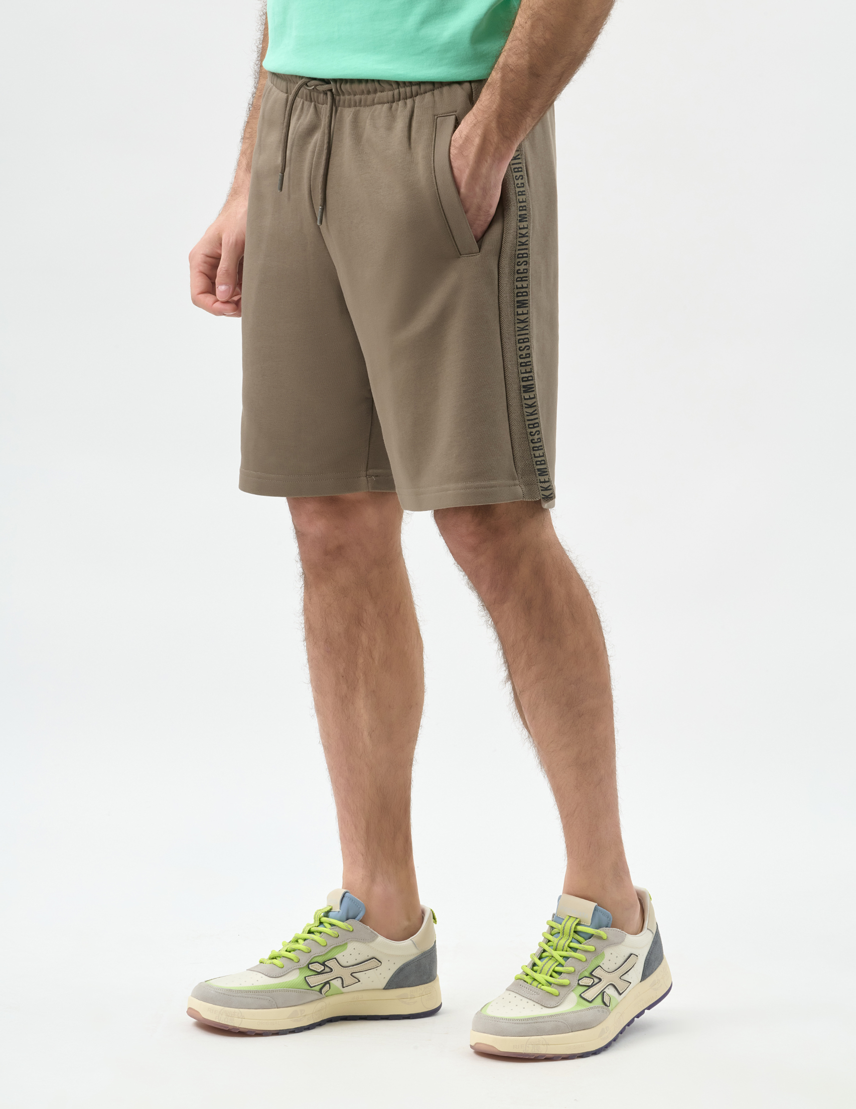 

Шорты, Хаки;зеленый