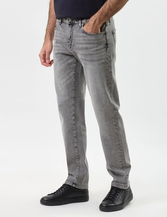 ARMANI EXCHANGE джинсы