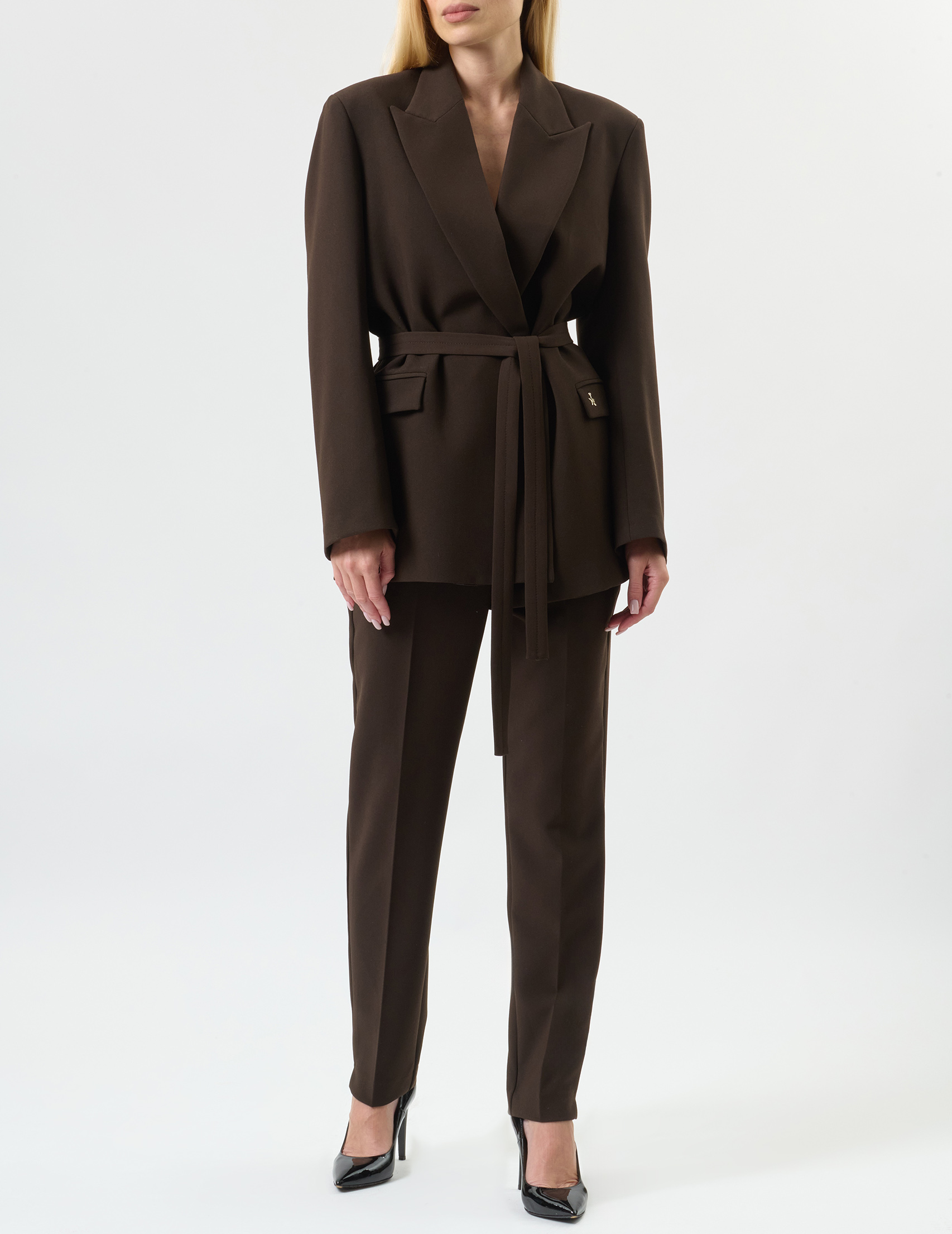 

Костюм, Коричневый