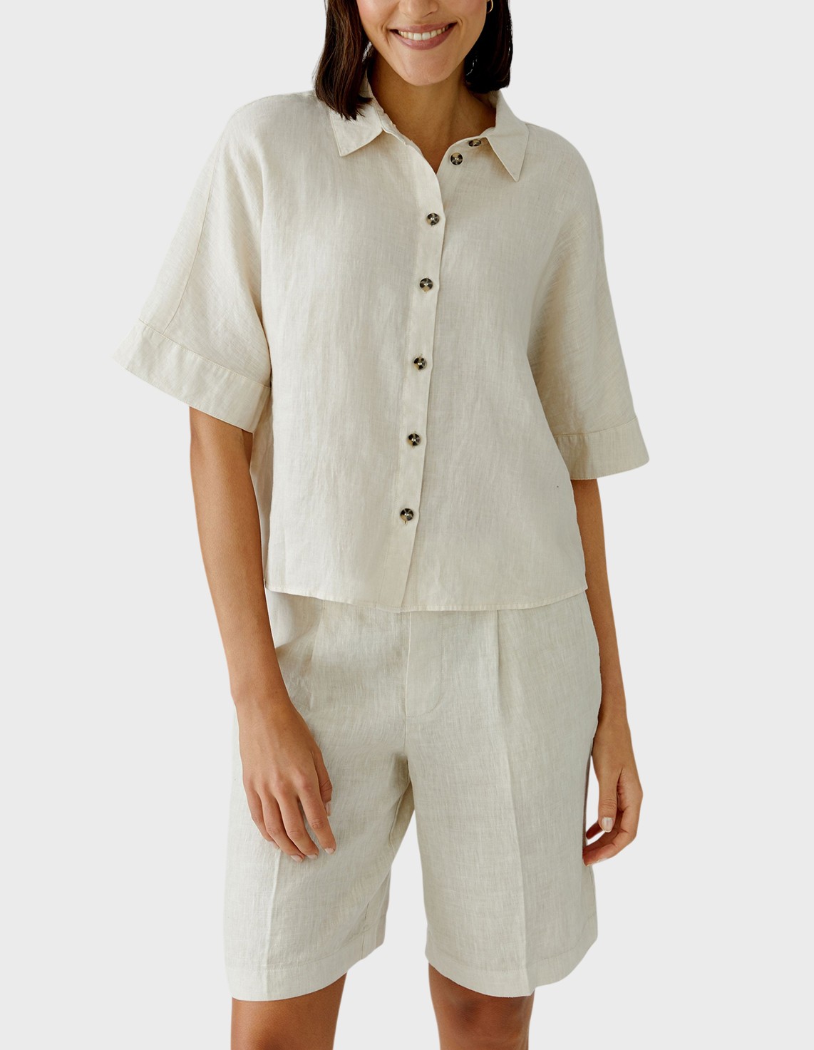 

Рубашка, Бежевый;молочный