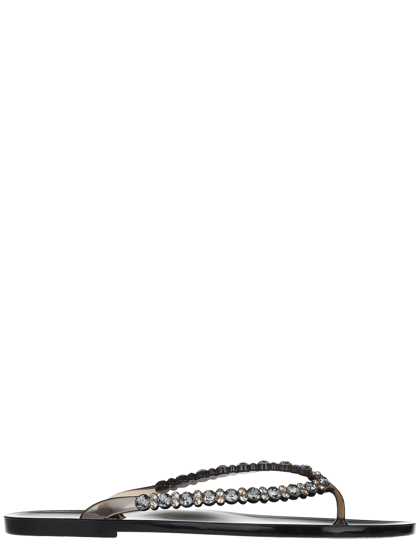 

Пантолеты, Черный