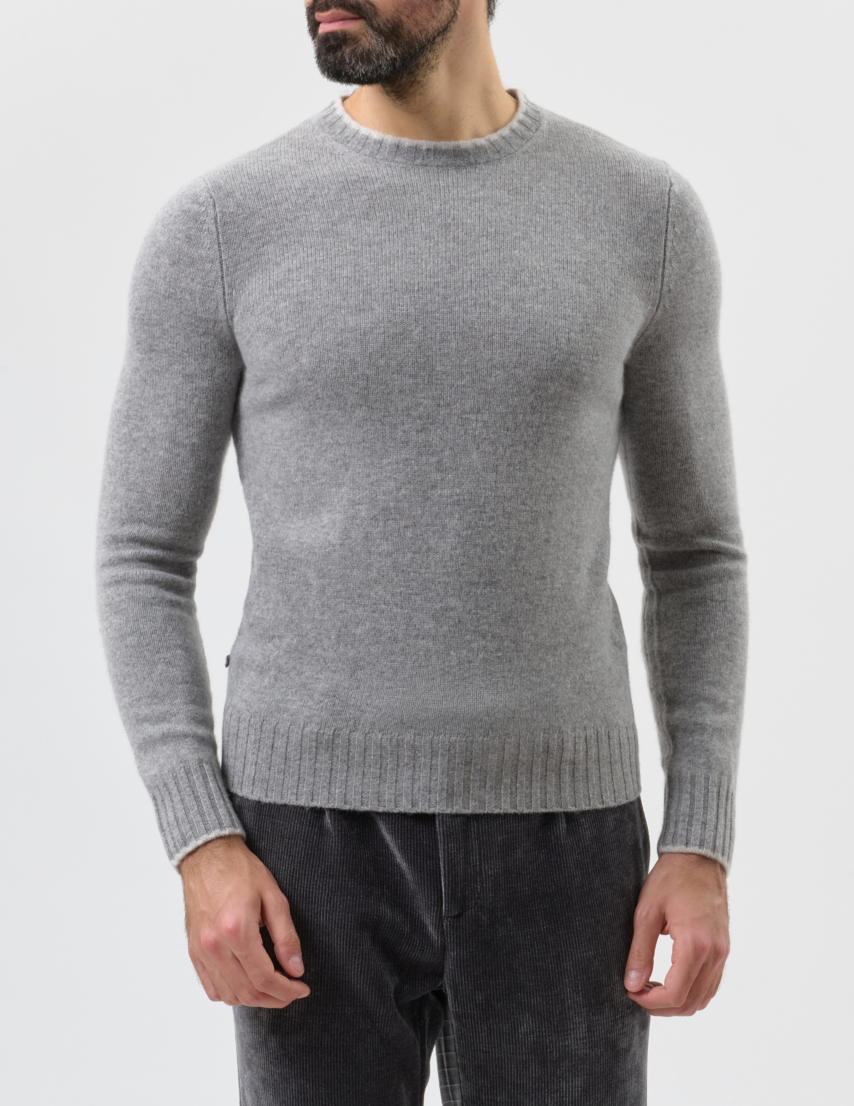 

Свитер, Серый