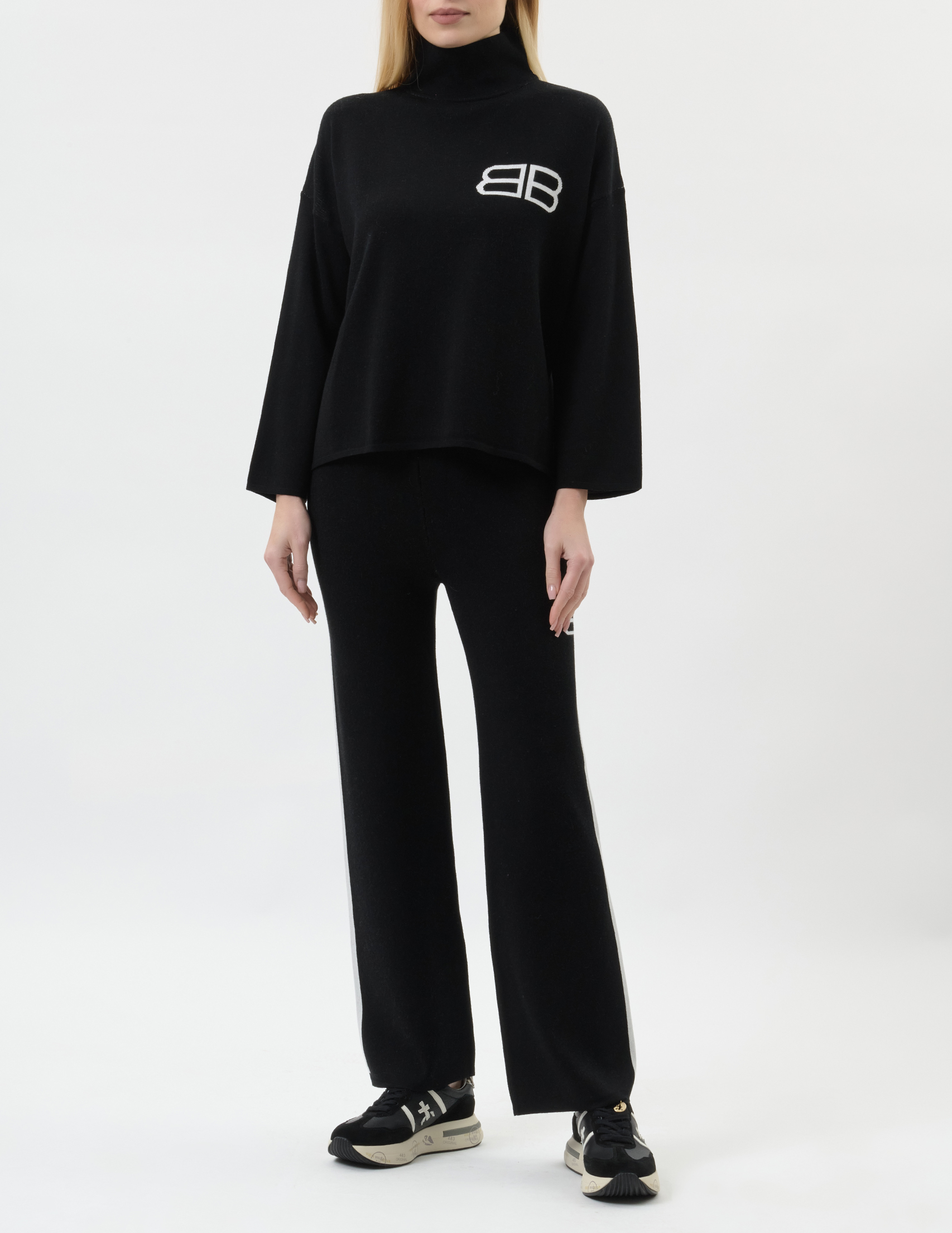 

Костюм, Черный