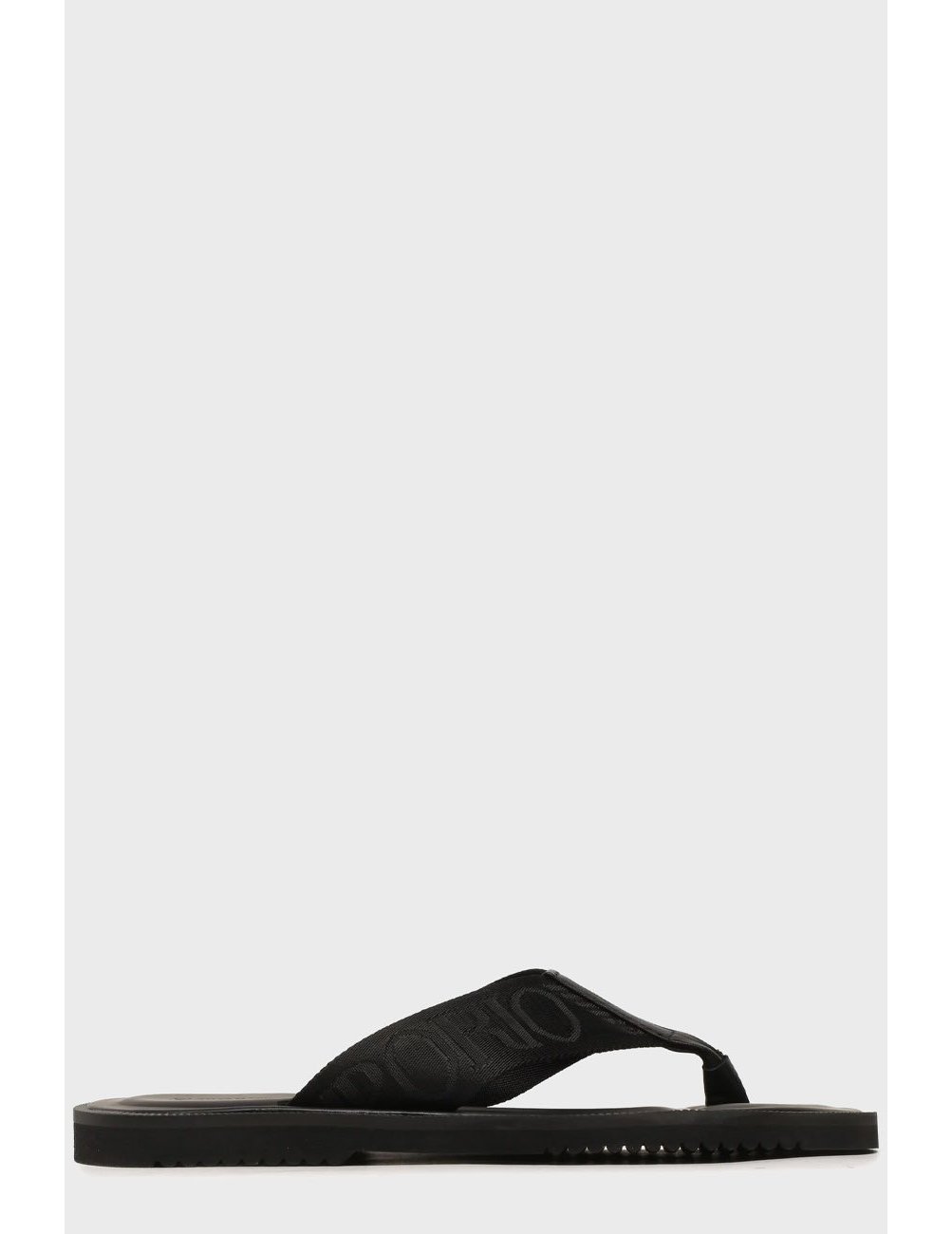 

Пантолеты, Черный