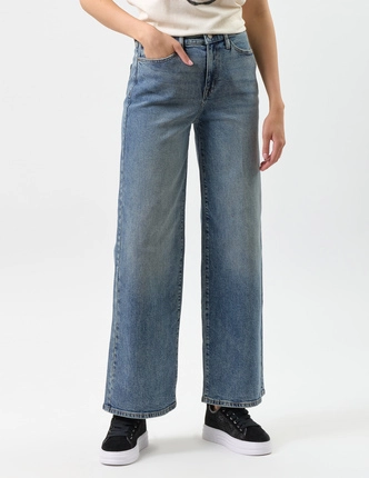 DKNY джинсы