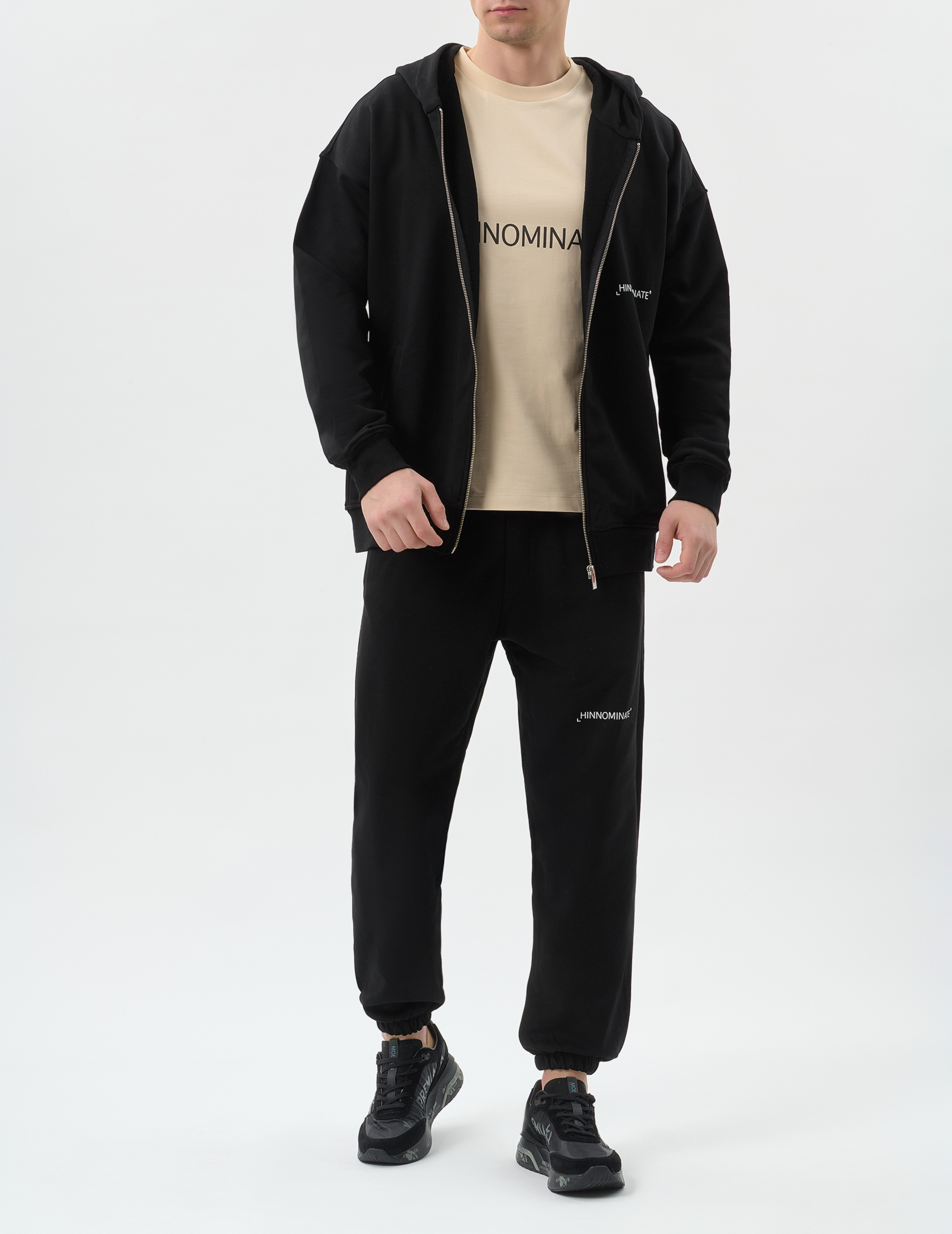 

Спортивный костюм, Черный