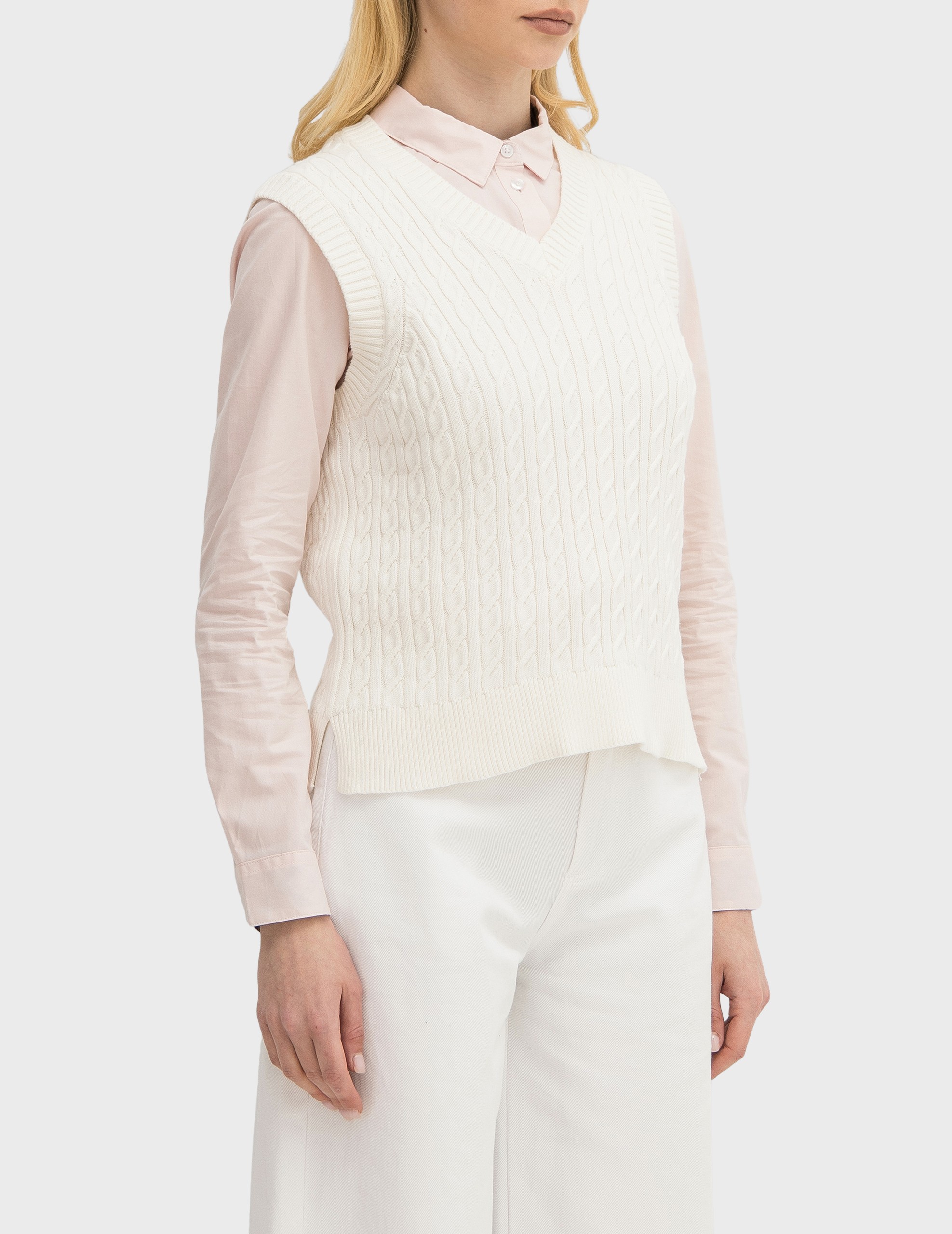 

Жилетка, Белый