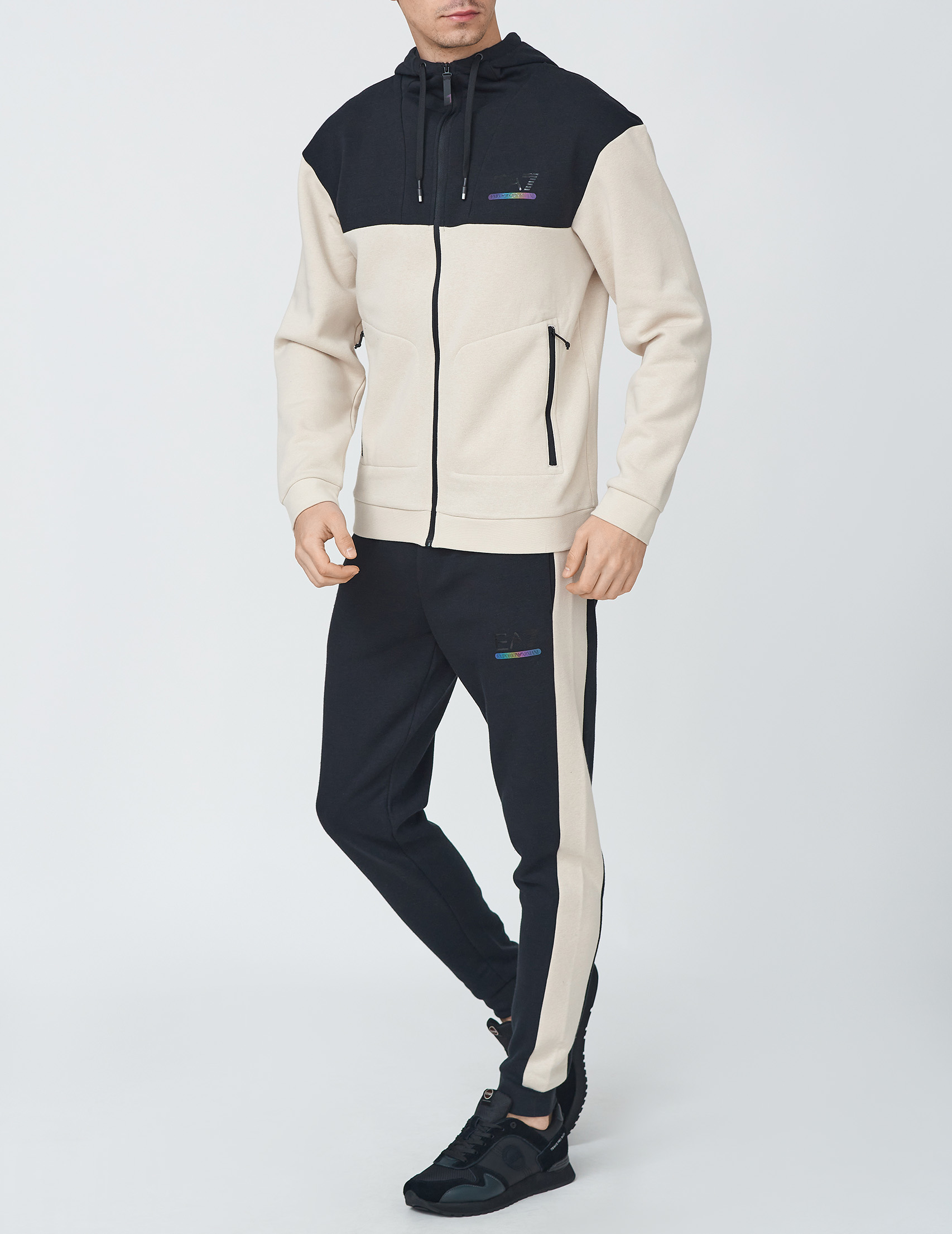 Emporio Armani спортивный костюм m87bk