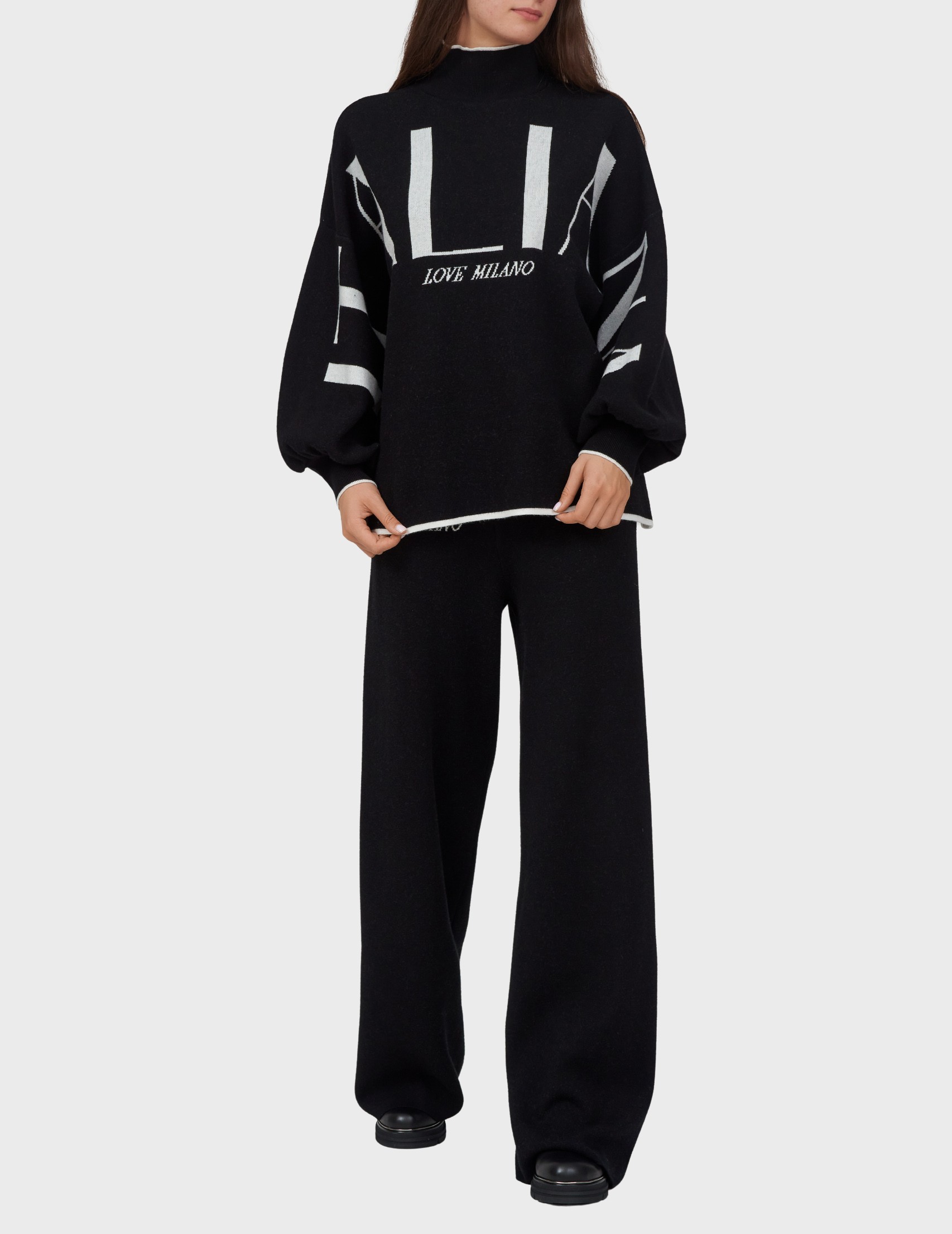 

Костюм, Черный