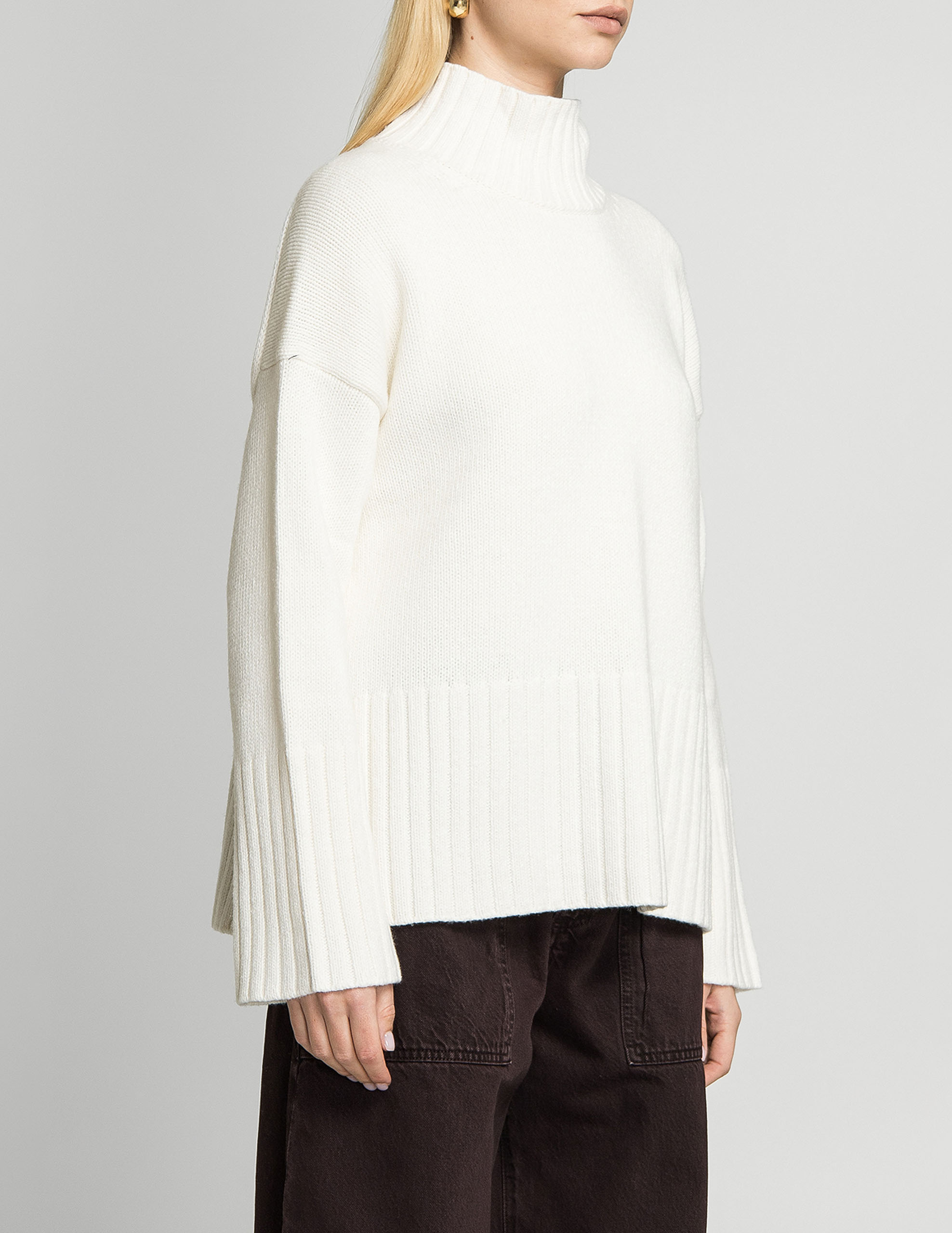 

Свитер, Белый