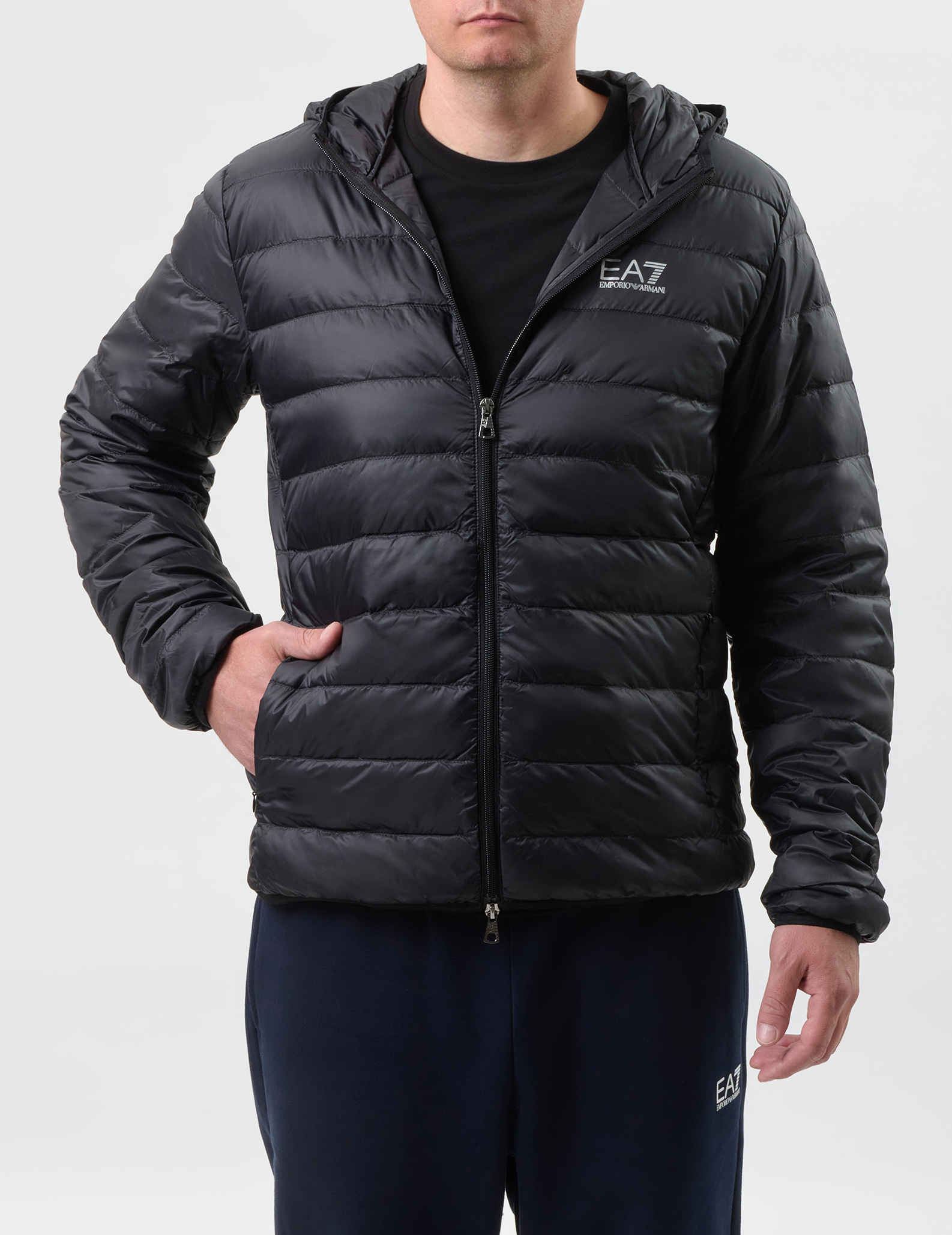 

Пуховик, Черный