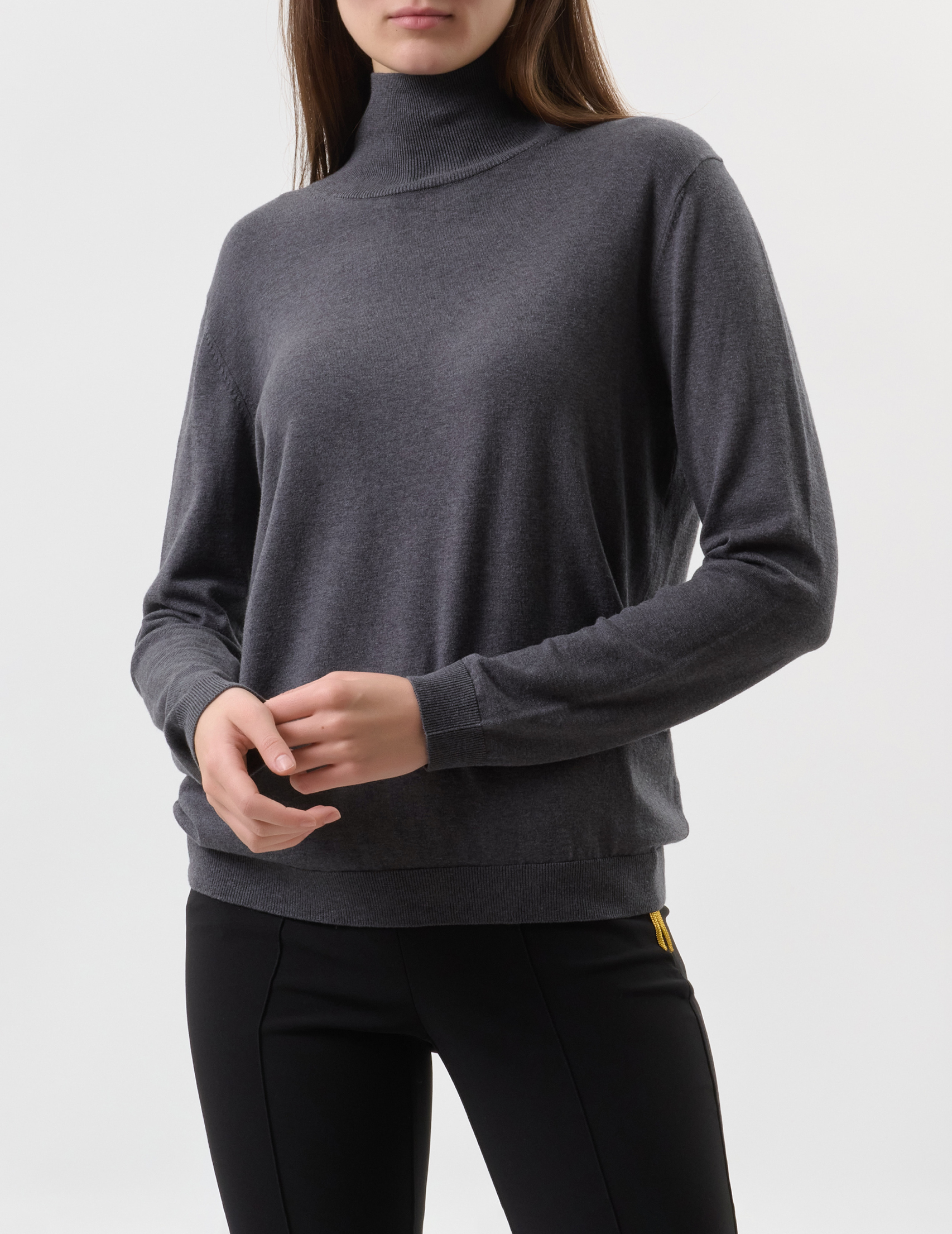 

Гольф, Серый