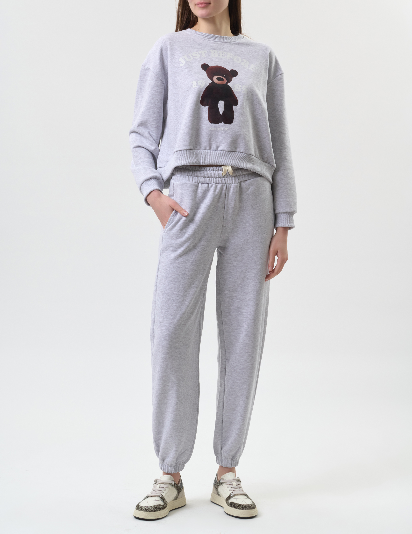 

Спортивный костюм, Серый