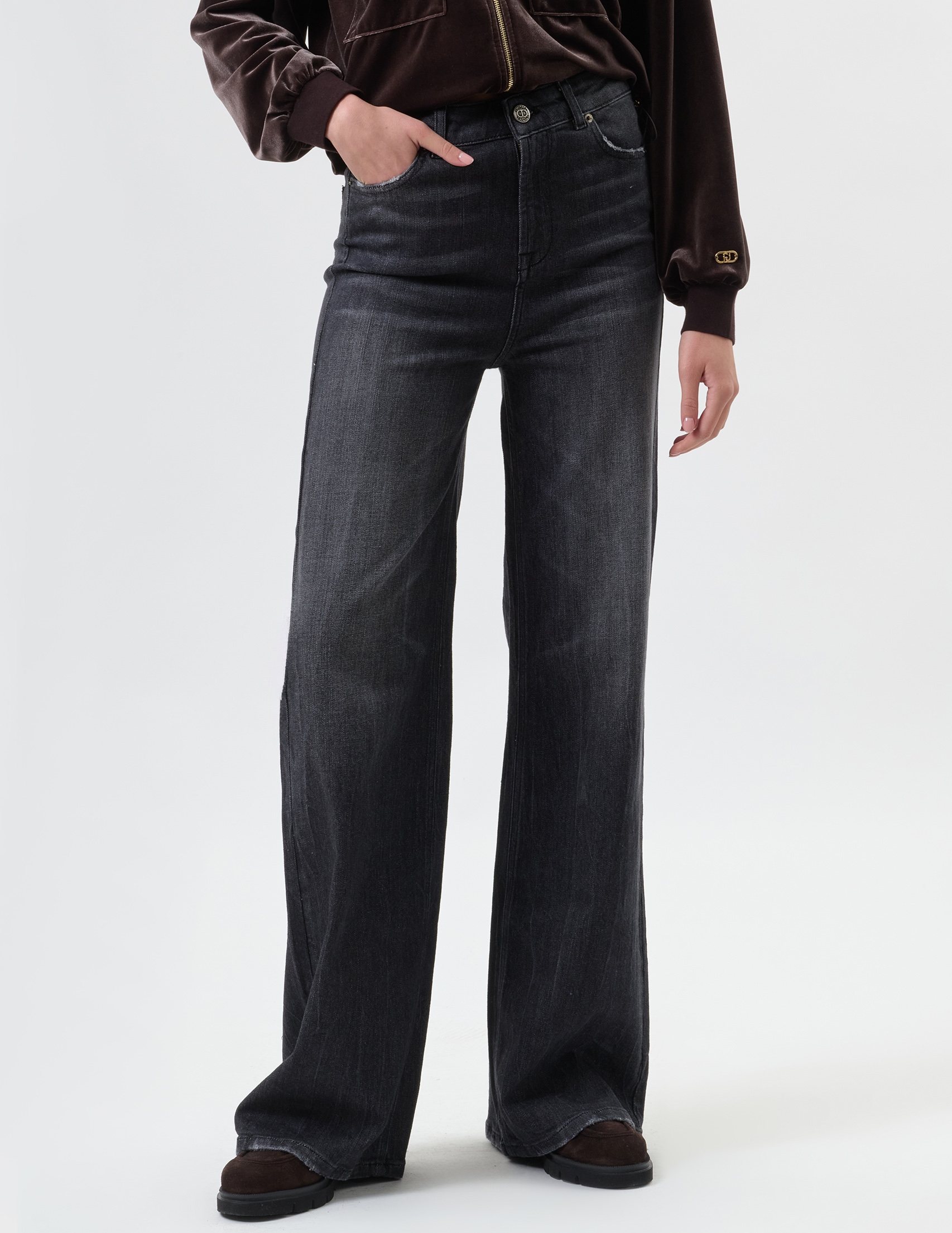 

Джинсы, Черный