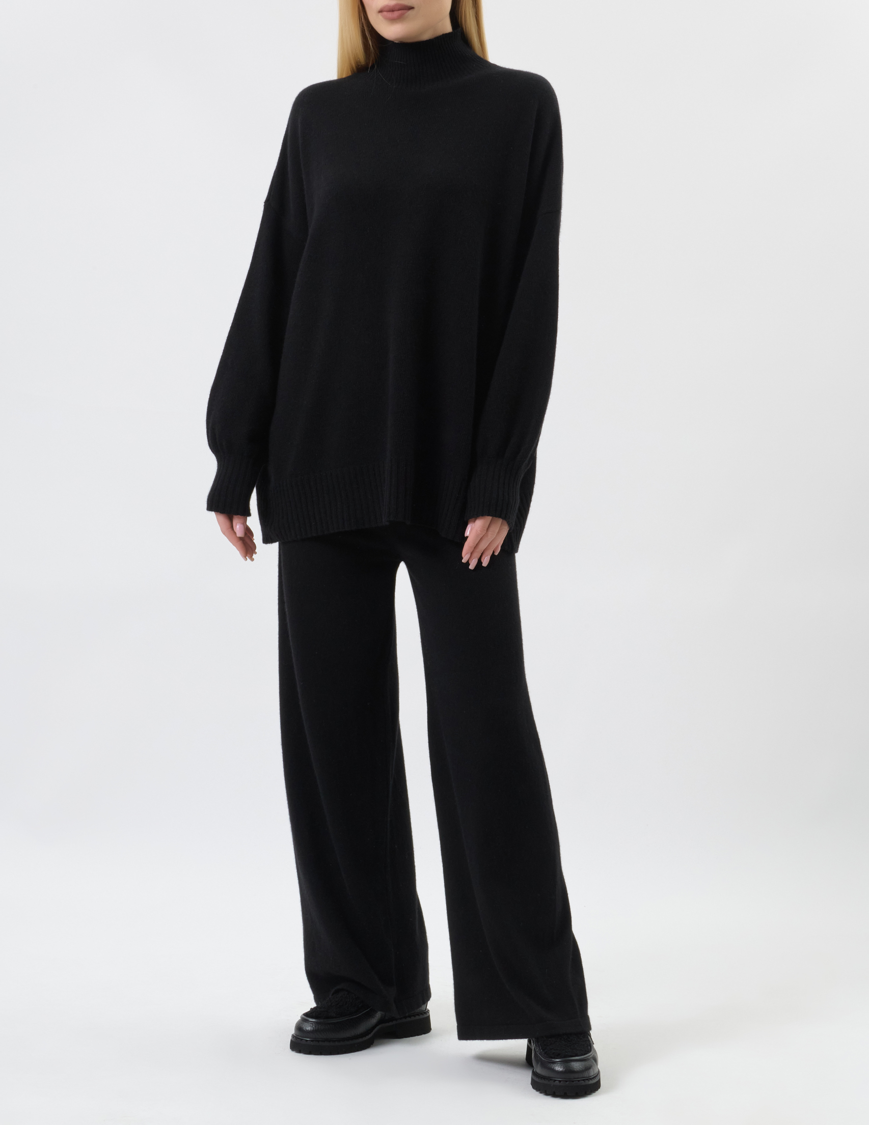 

Костюм, Черный