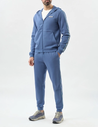 EA7 EMPORIO ARMANI спортивный костюм