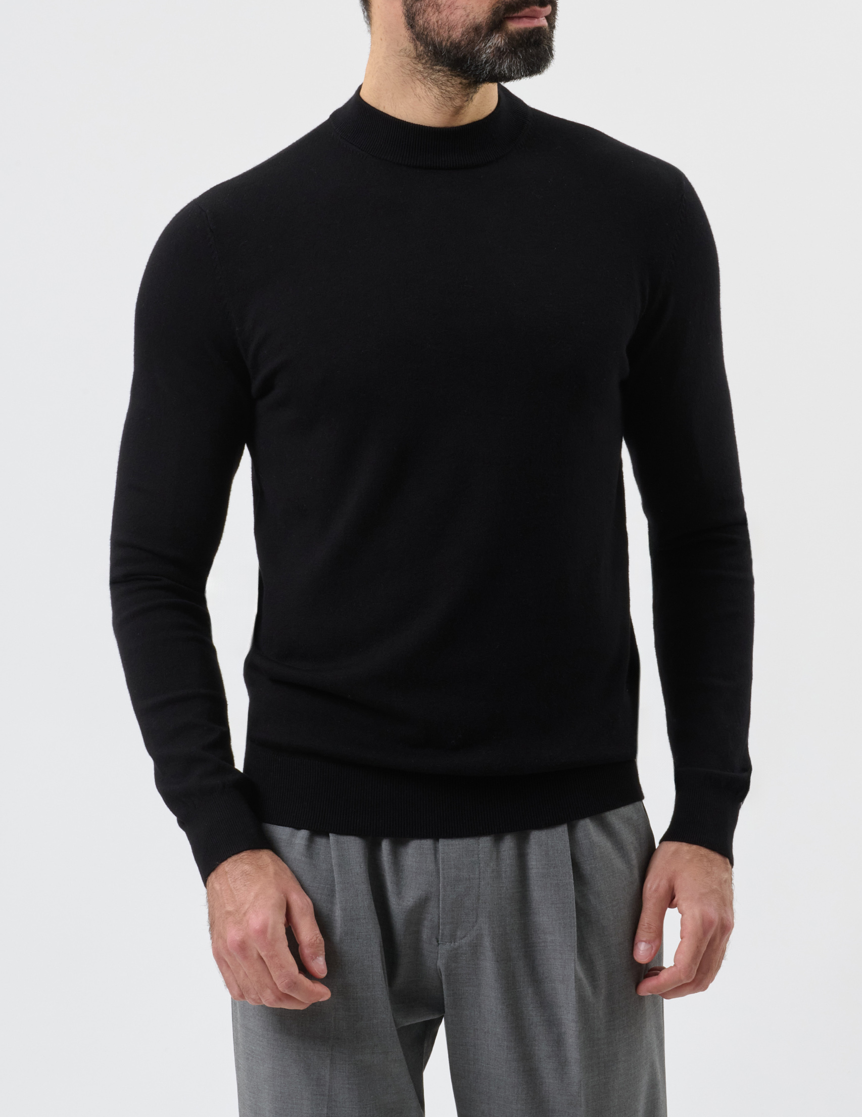 

Свитер, Черный