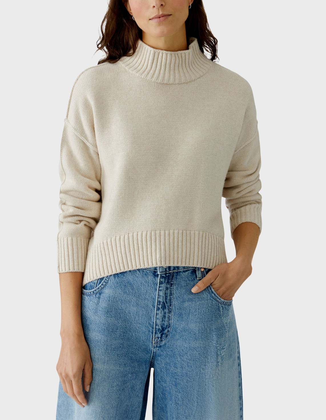 

Свитер, Бежевый;молочный