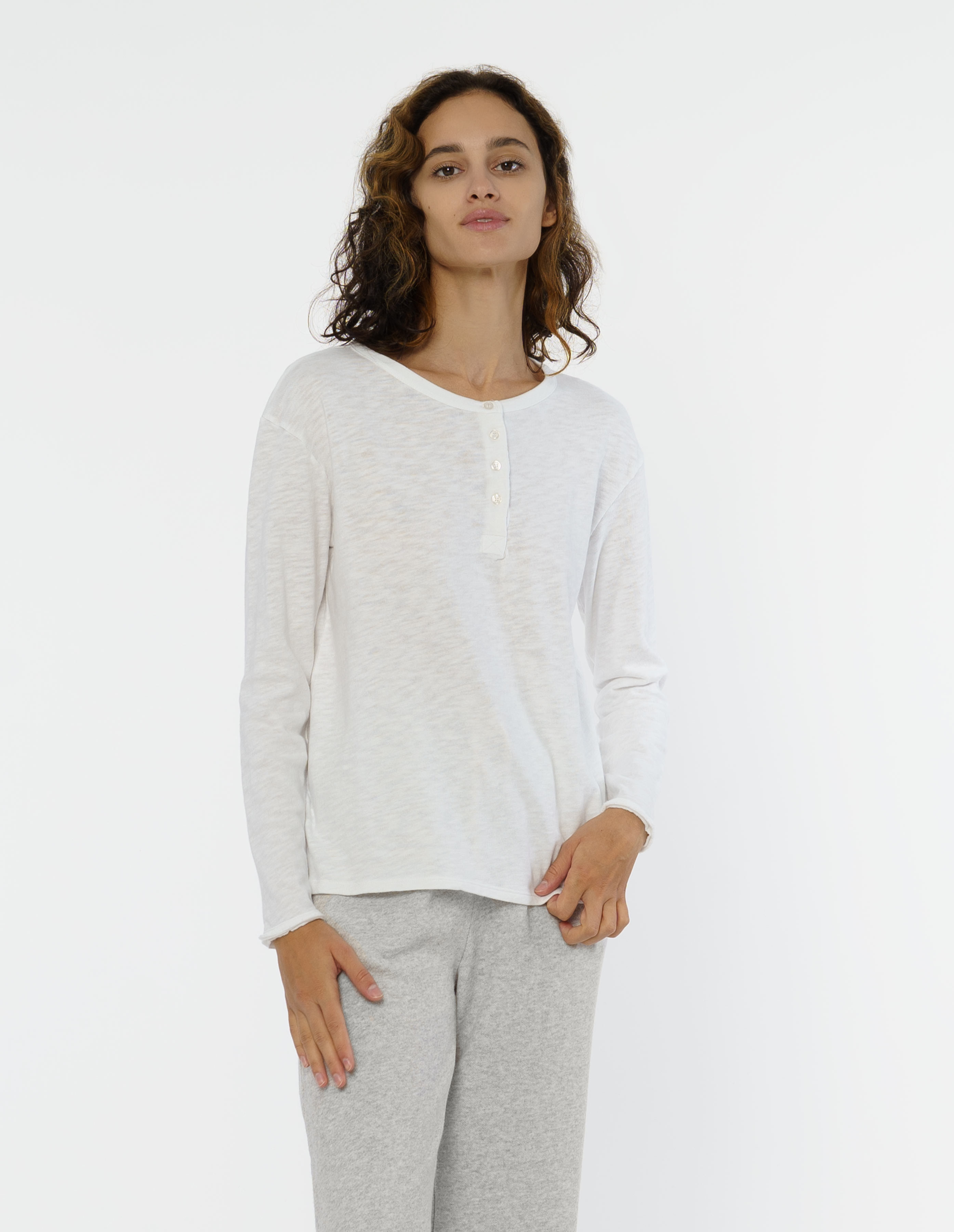 

Лонгслив, Белый