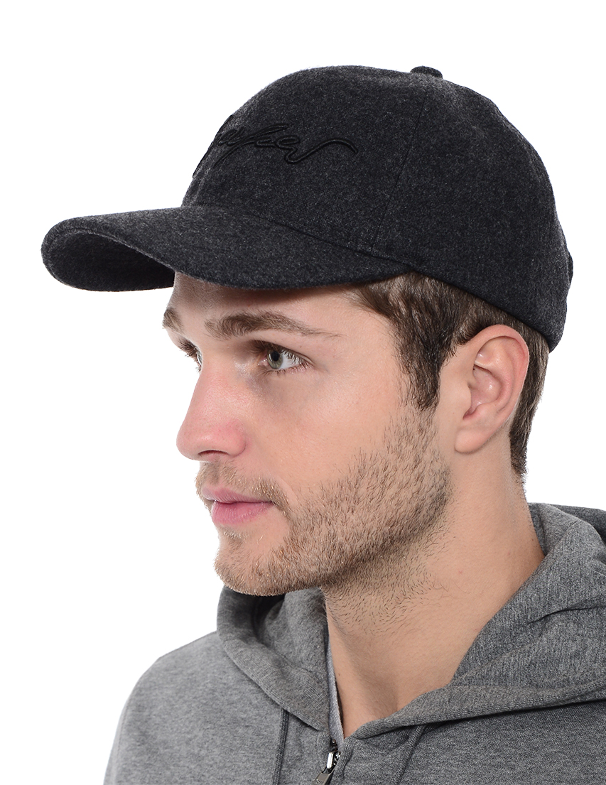 

Бейсболка, Серый