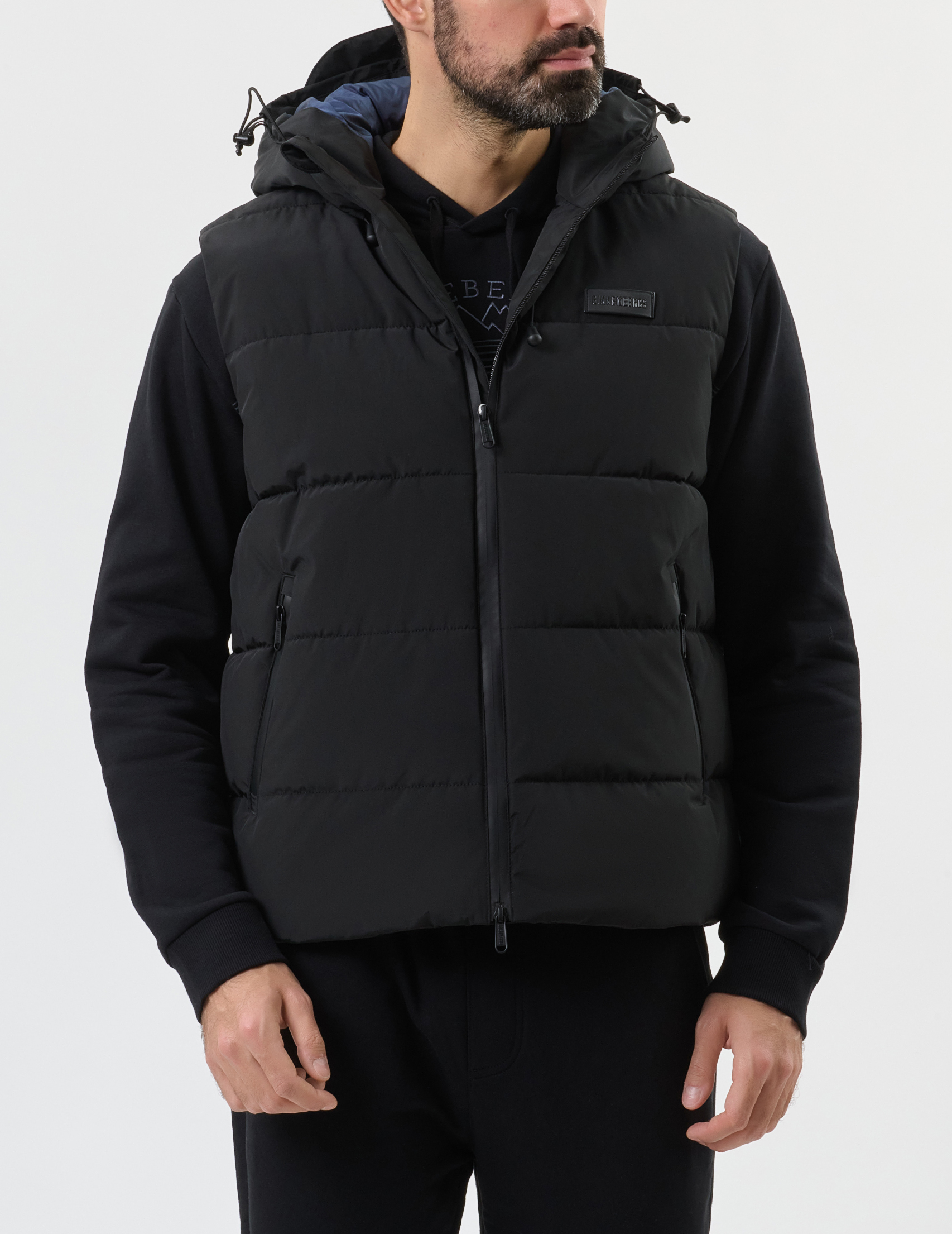 

Жилет, Черный