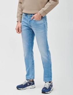 BLAUER