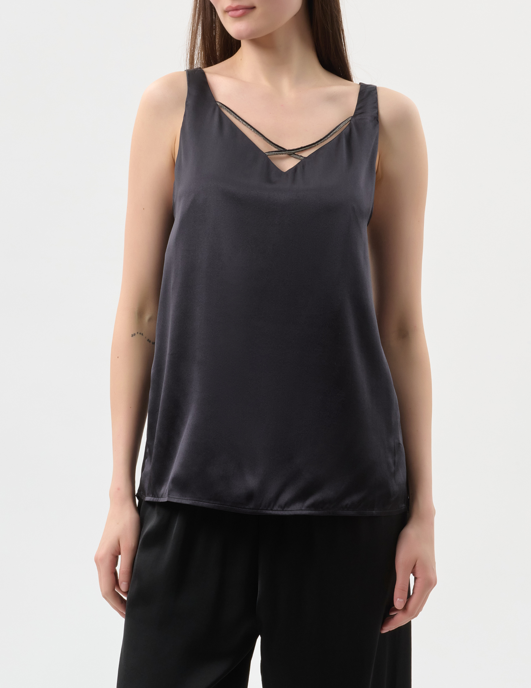 

Топ, Черный