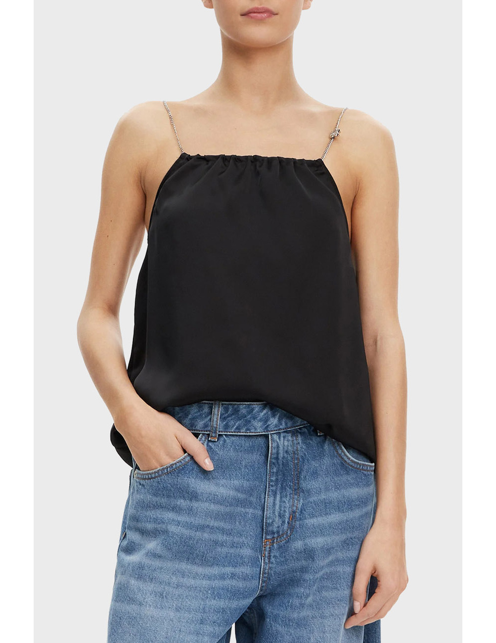 

Топ, Черный