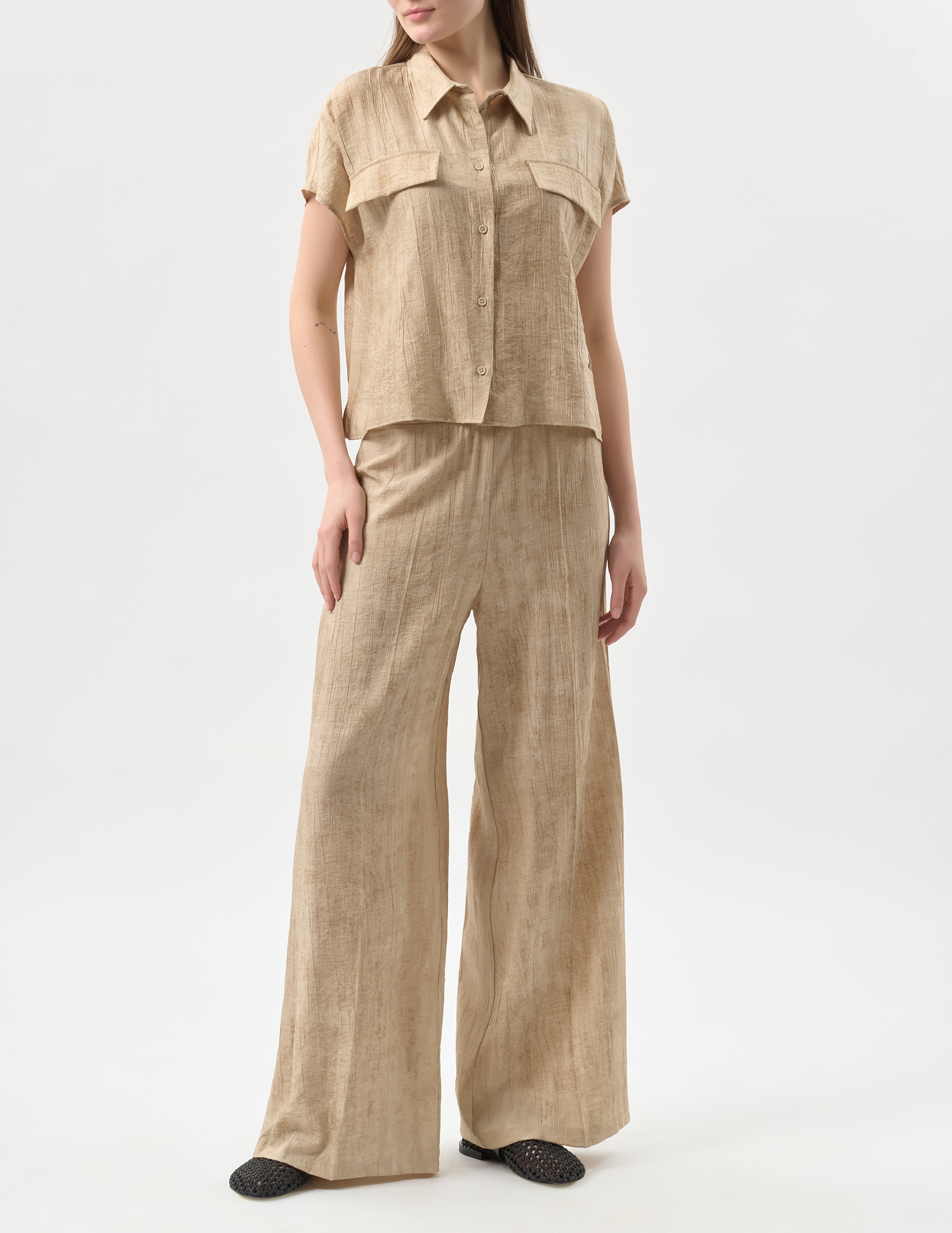 

Костюм, Бежевый