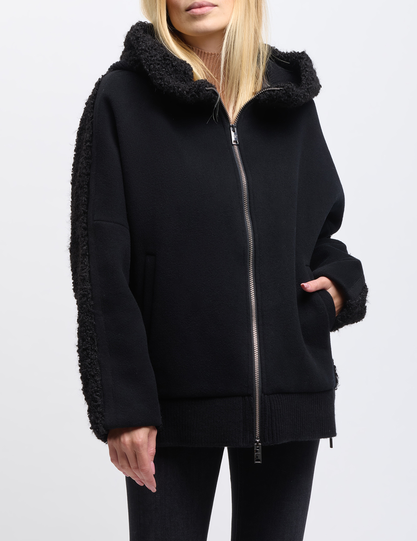 

Пальто, Черный