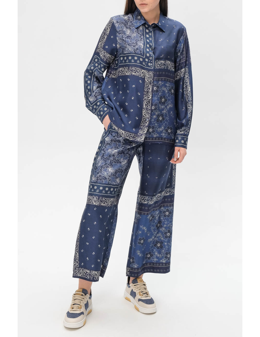 

Костюм, Синий