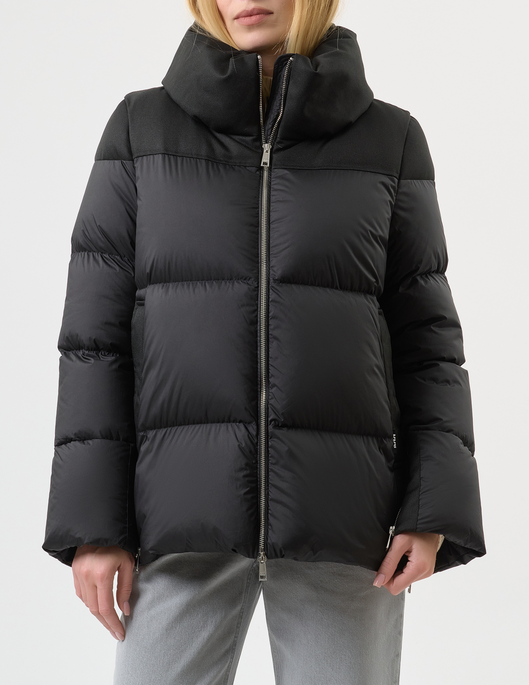 

Пуховик, Черный