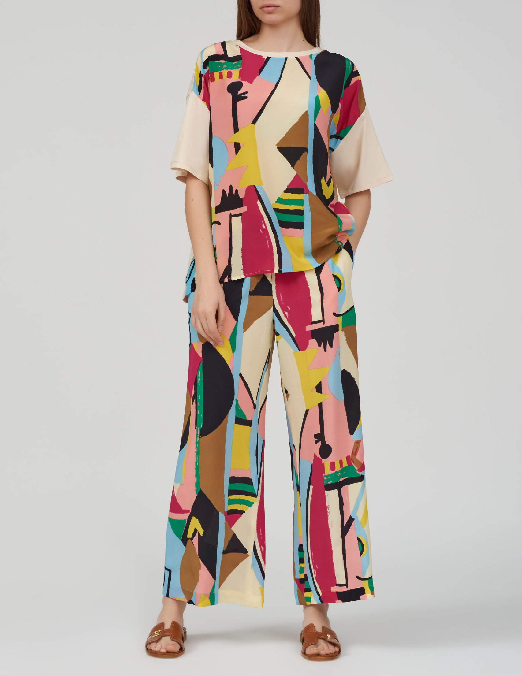 

Костюм, Многоцветный