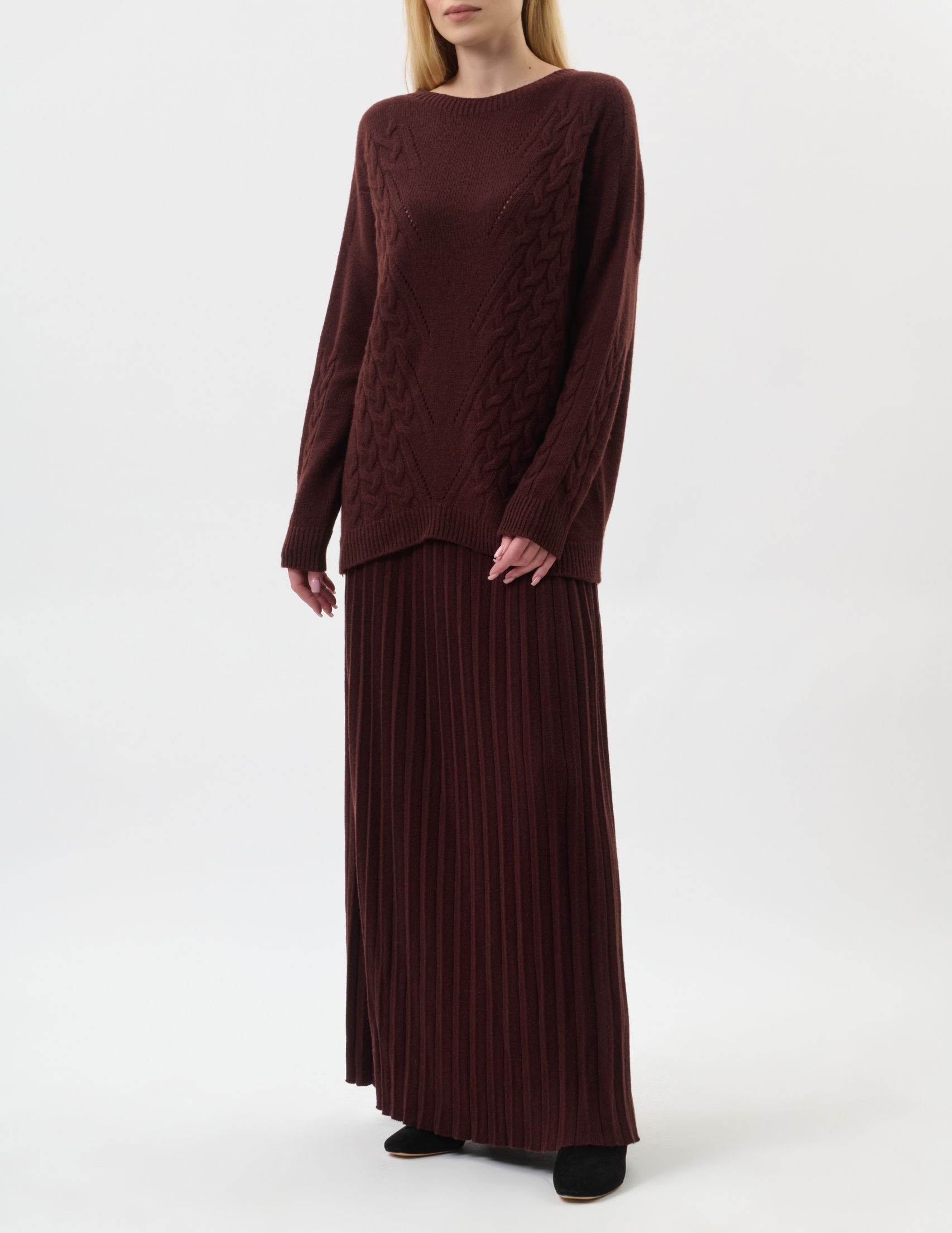 

Костюм, Коричневый