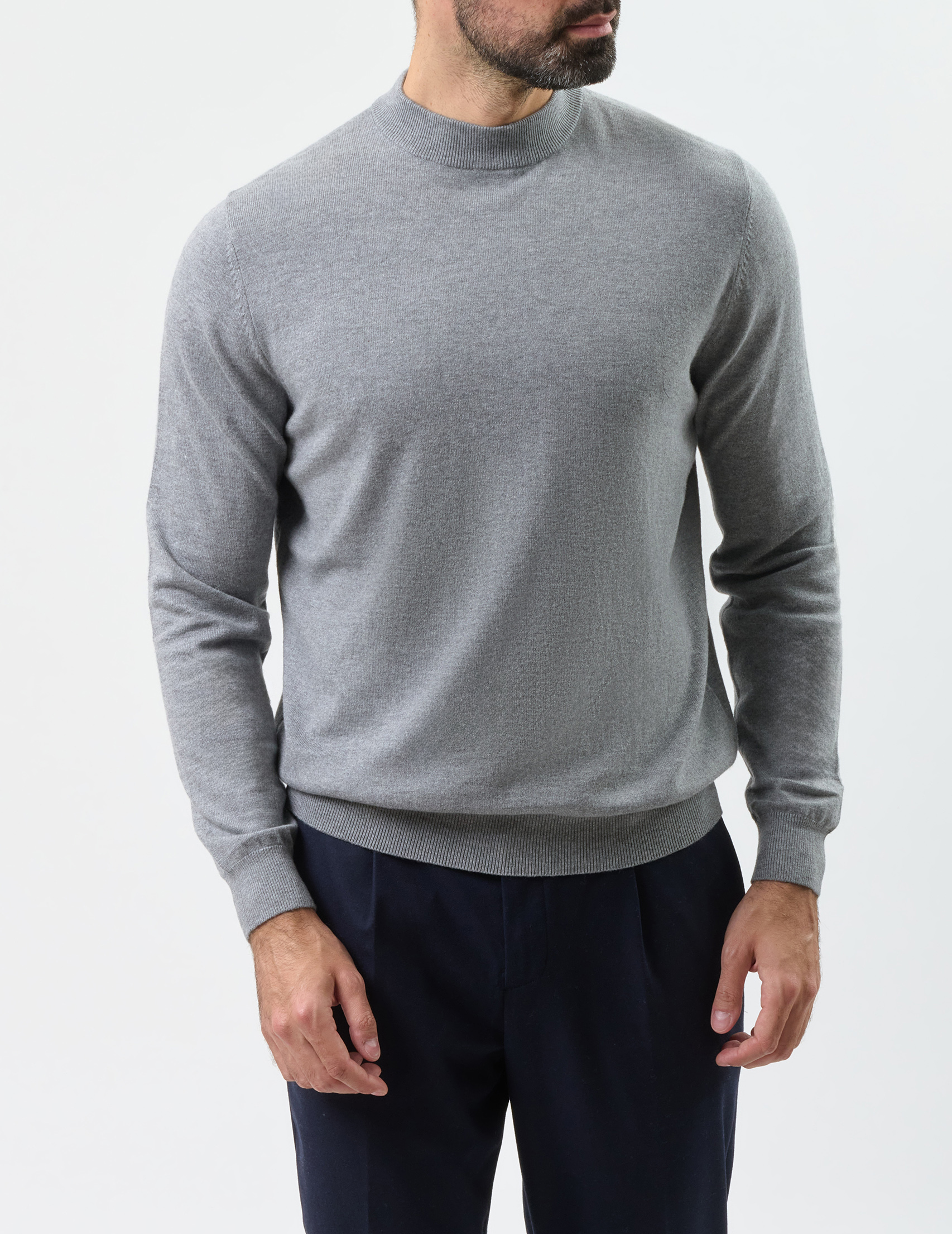 

Свитер, Серый