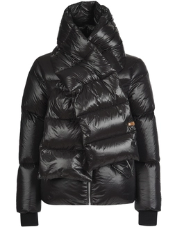 MACKAGE
