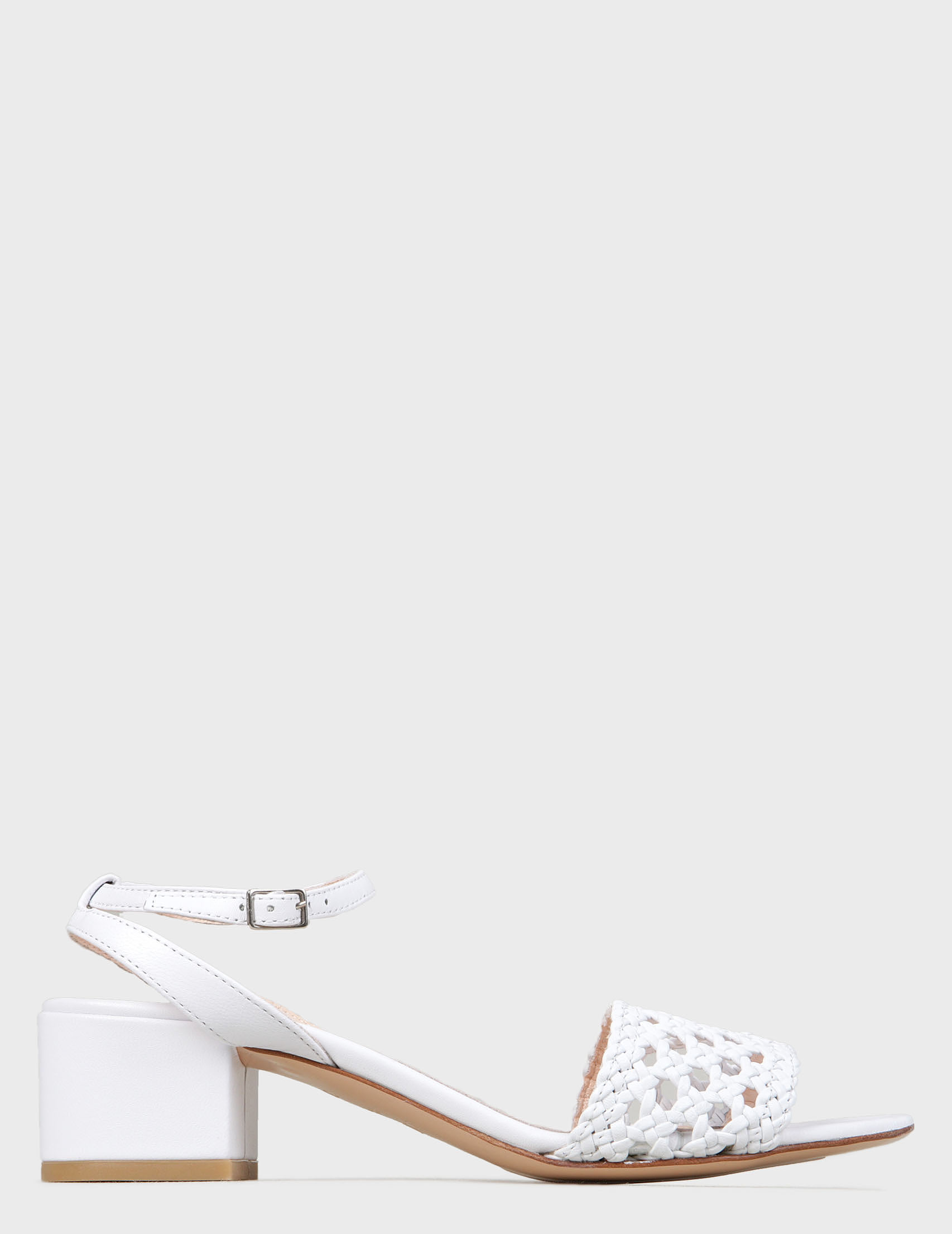 

Босоножки, Белый